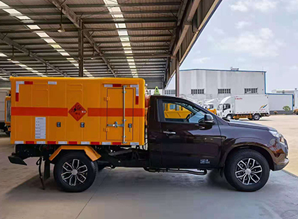 林西爆破器材运输车