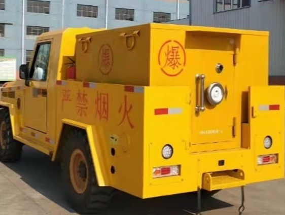 林西凯龙爆破器材运输车：保障爆破任务的安全运行